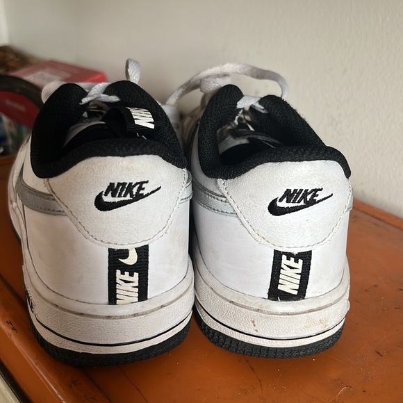 Kids Air force shoes. Size 3. Gently worn. - Picture 2 of 4